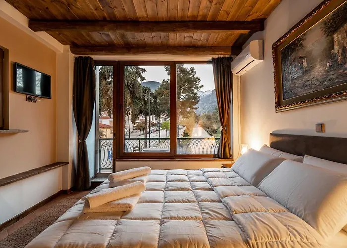 Pensjonat Lithochoro 4*