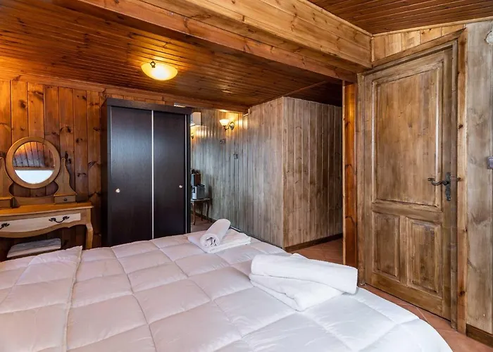 בית הארחה Lithochoro 4*